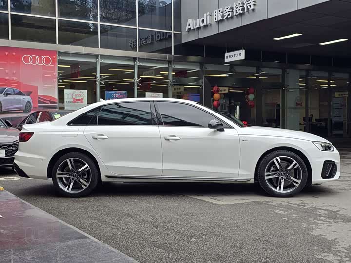 Audi A4L 2023 40 TFSI — фото 4