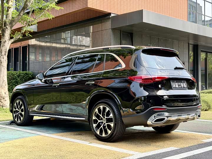 Mercedes-Benz GLC 2023 GLC 260 L 4 MATIC Luxury 7 — фото 20