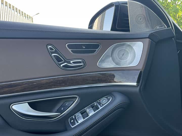 Mercedes-Benz S-Class S 320 L — фото 7