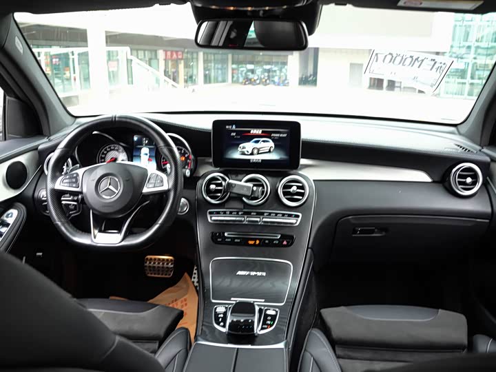 Mercedes-Benz GLC 2018 AMG GLC 63 4 MATIC+ — фото 21