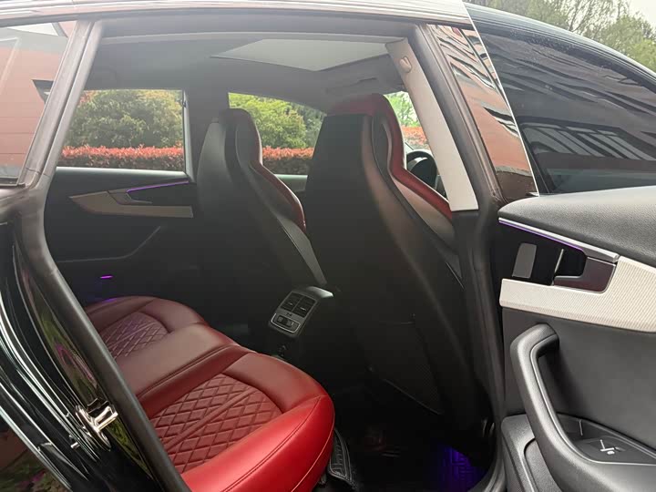 Audi A 5 2021 Sportback 40 TFSI — фото 9