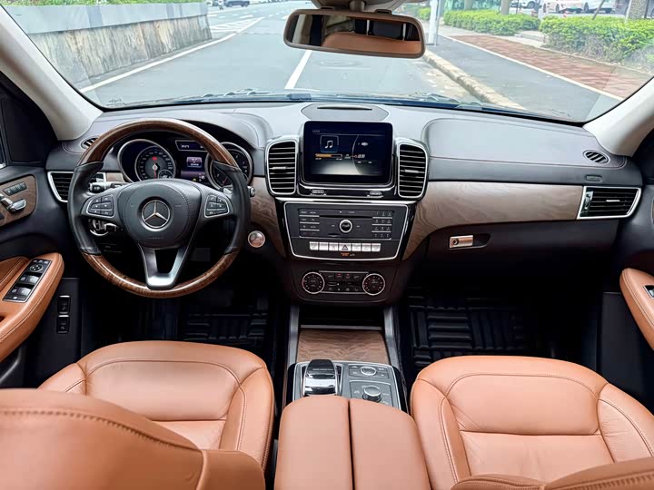 Mercedes-Benz GLS 2016 GLS 400 4 MATICLuxury — фото 23