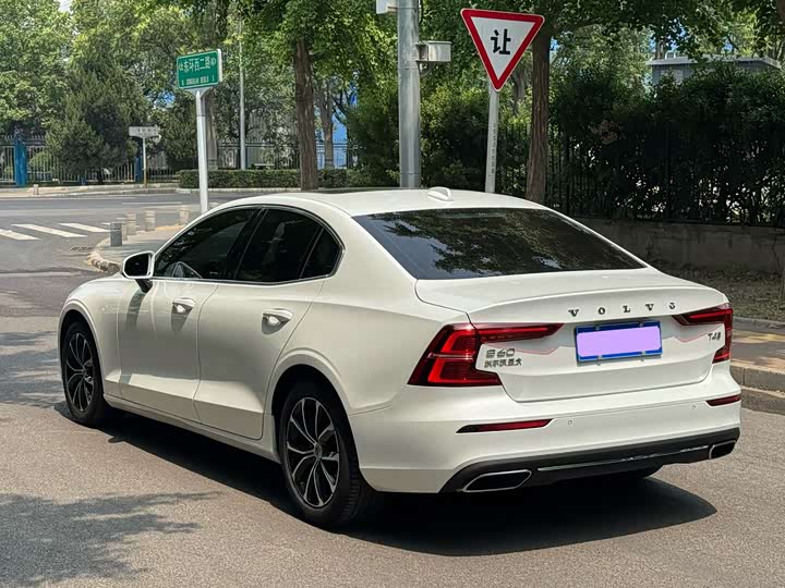 Volvo S60 2020 T 4 — фото 6