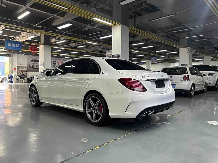 Mercedes-Benz C-Class 2015 C 200 — фото 11