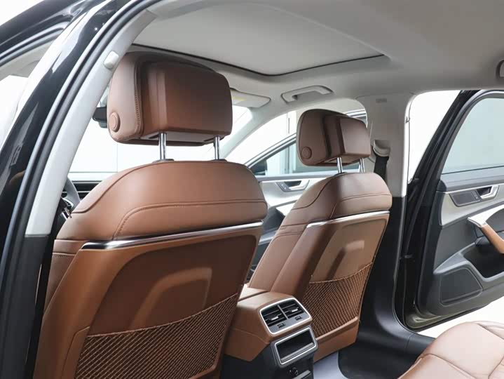 Audi A6L 2021 40 TFSI — фото 21