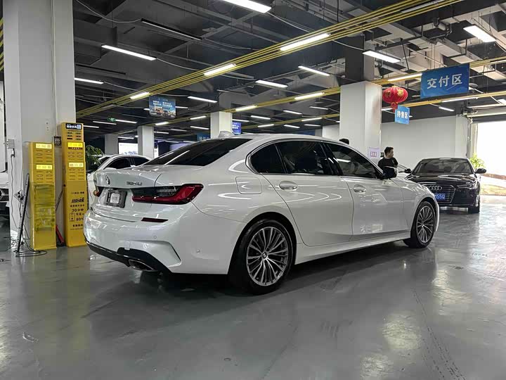 BMW 3-Series 2020 325 Li — фото 12