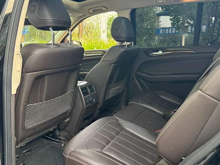 Mercedes-Benz GLS 2018 GLS 400 4 MATIC — фото 11