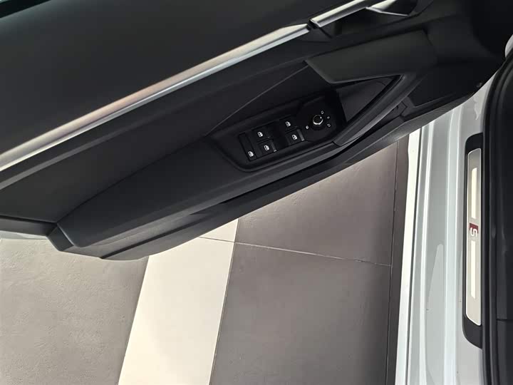 Audi A3 2021 Sportback 35 TFSI Sport — фото 15