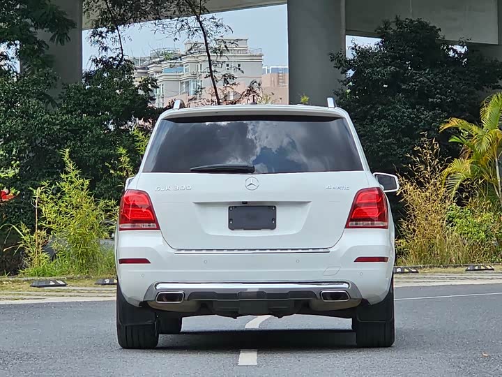 Mercedes-Benz GLK-Class 2015 GLK 300 4 MATIC Luxury — фото 10