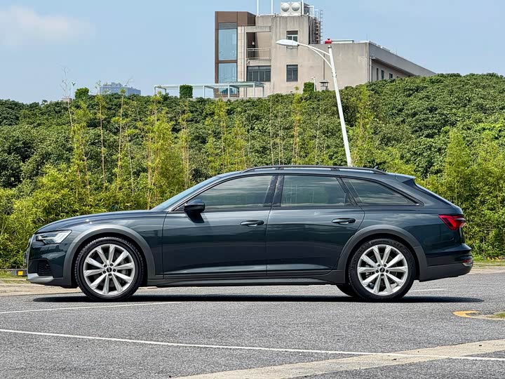 Audi A6 2022 allroad quattro 55 TFSI — фото 4