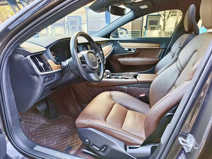 Volvo S90 Hybrid 2021 T 8 E Hybrid — фото 8