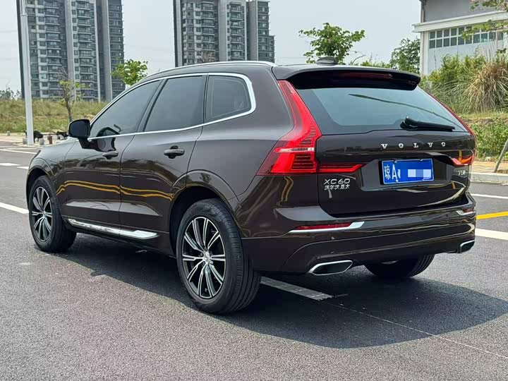 Volvo XC60 2020 T 5 4 WD — фото 6
