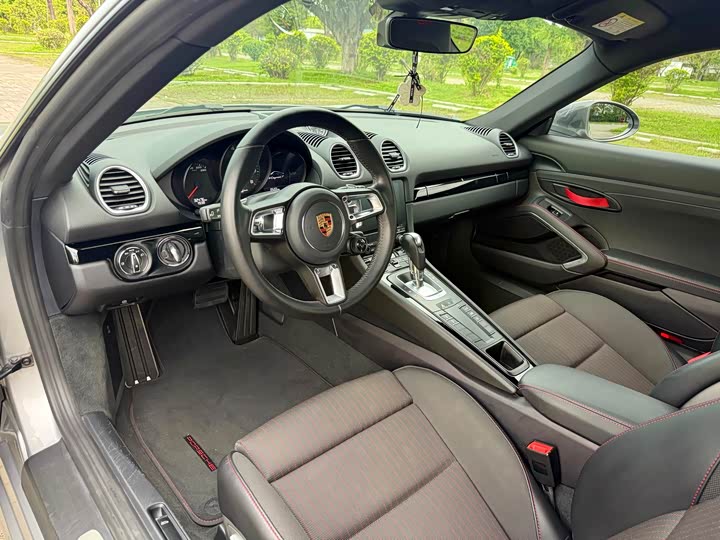 Porsche 718 2019 Cayman T 2.0 T — фото 4