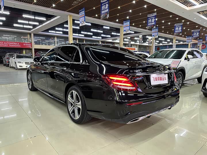 Mercedes-Benz E-Class 2018 E 200 L Sport — фото 9
