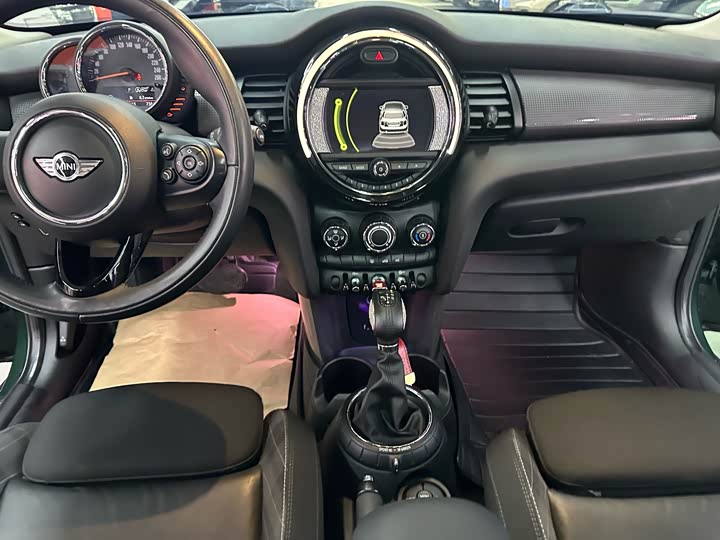 MINI Hatch — фото 14