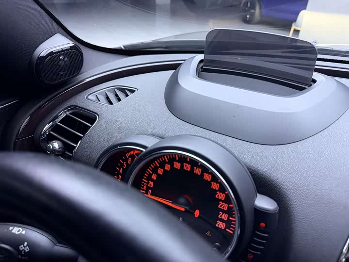 MINI Clubman — фото 16