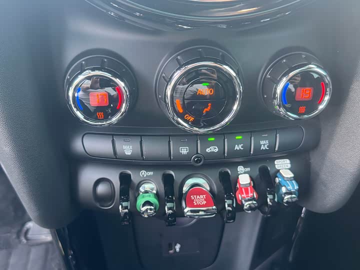 MINI Hatch — фото 15