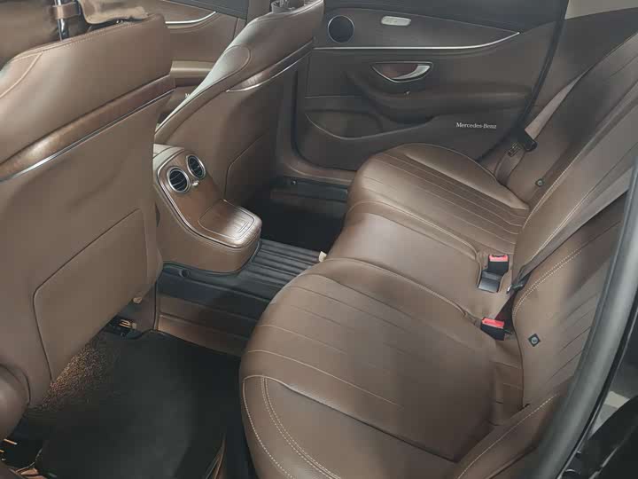 Mercedes-Benz E-Class E 300 L стиль — фото 8
