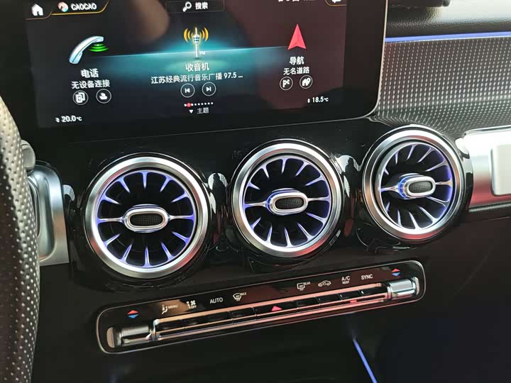 Mercedes-Benz GLB 2021 AMG GLB 35 4 MATIC — фото 29