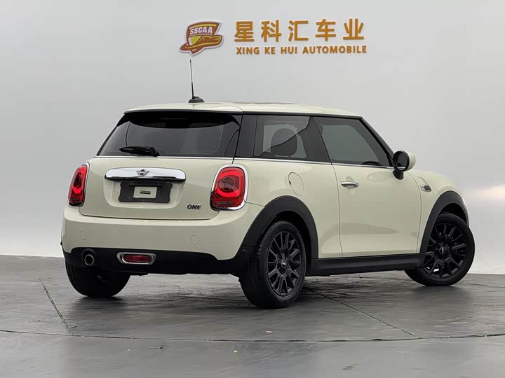 MINI Hatch — фото 10