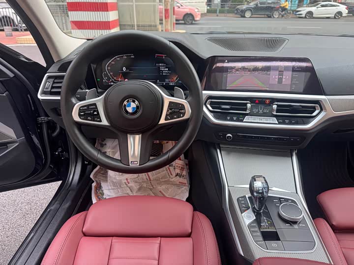 BMW 3-Series 2021 330 Li x Drive M — фото 19