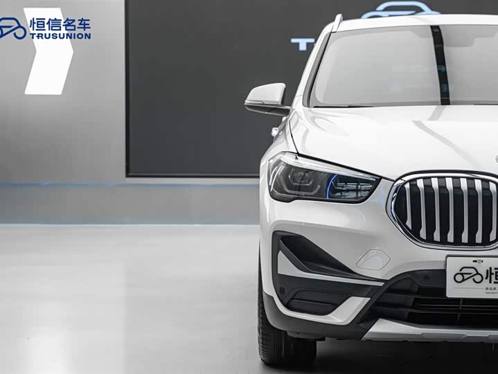 BMW X1 2021 x Drive 25 Li — фото 8