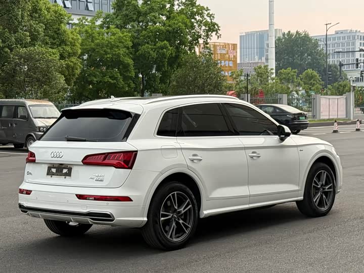 Audi Q 5 L 2018 45 TFSI V — фото 12