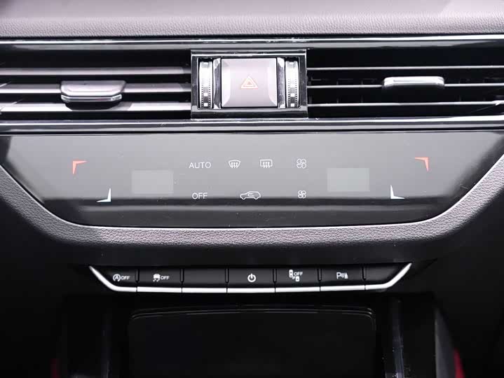 Hongqi HS5 2022 2.0 T 4 WD — фото 25