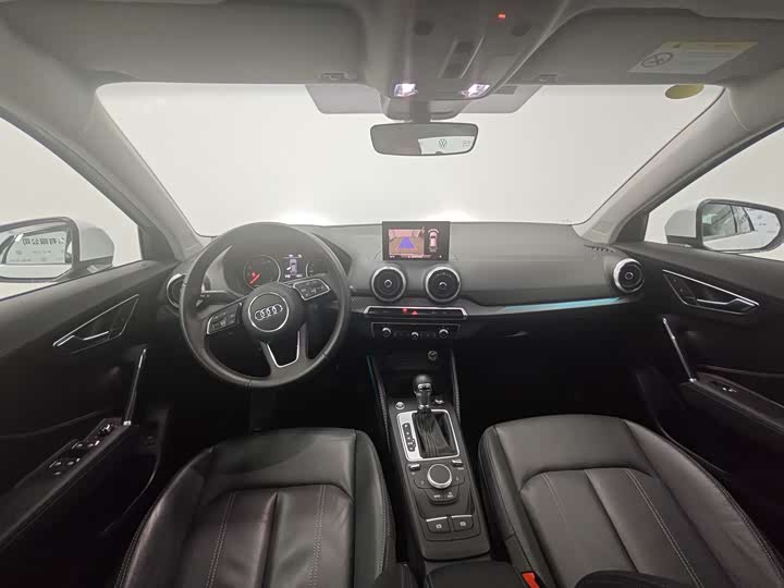 Audi Q2L 2022 35 TFSI — фото 9