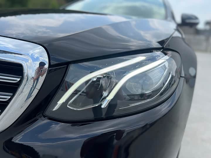 Mercedes-Benz E-Class 2020 E 300 L — фото 11