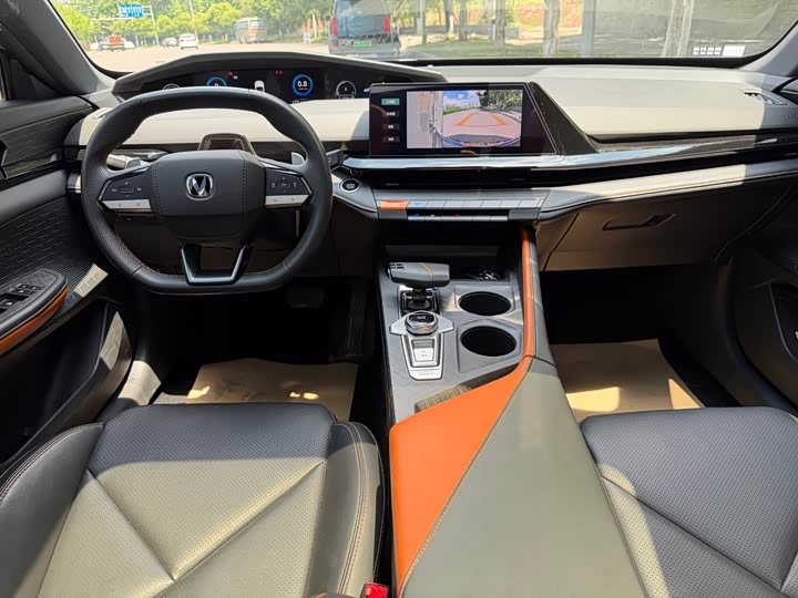 Changan UNI-V 2022 1.5 T — фото 9
