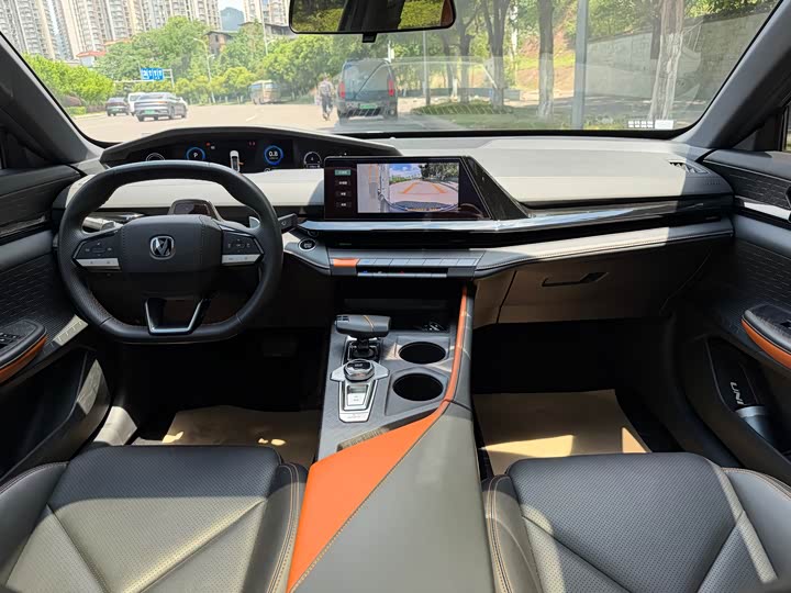 Changan UNI-V 2022 1.5 T — фото 7