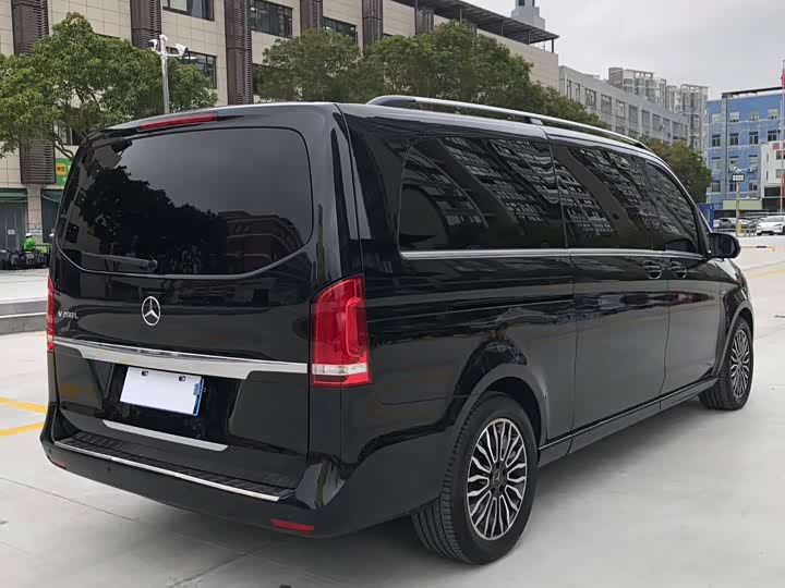 Mercedes-Benz V-Class 2018 V 260 L V — фото 6