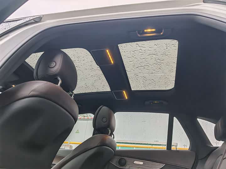 Mercedes-Benz GLC 2021 GLC 260 L 4 MATIC Luxury — фото 11
