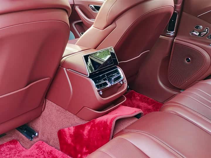 Bentley Flying Spur — фото 9