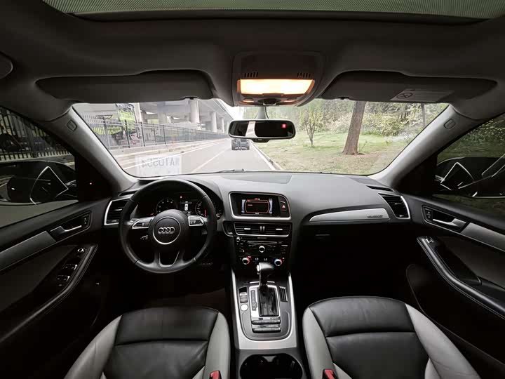 Audi Q5 2017 Plus 40 TFSI — фото 8