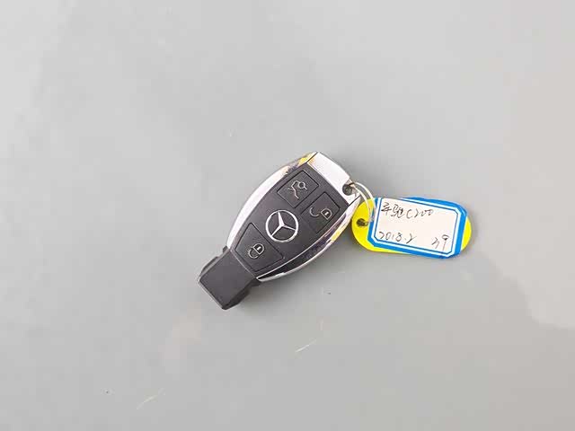 Mercedes-Benz C-Class 2018 C 200 L — фото 12