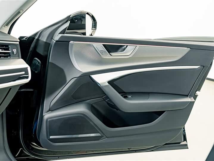Audi A7 2025 45 TFSI — фото 15