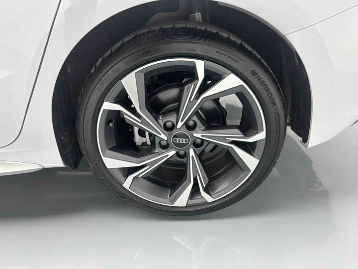 Audi A3 2025 Sportback 35 TFSI — фото 19