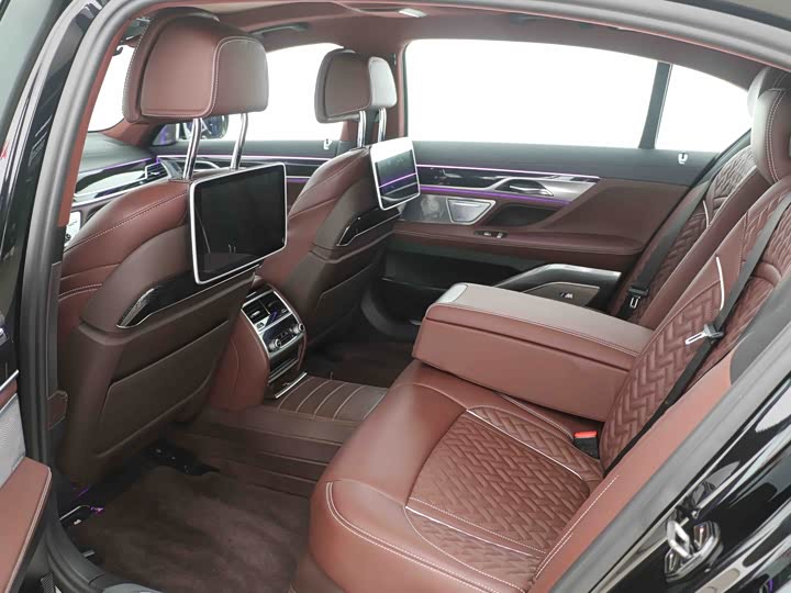 BMW 7-Series 2018 730 Li Leading M — фото 12