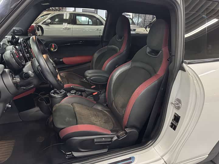 MINI Hatch — фото 18