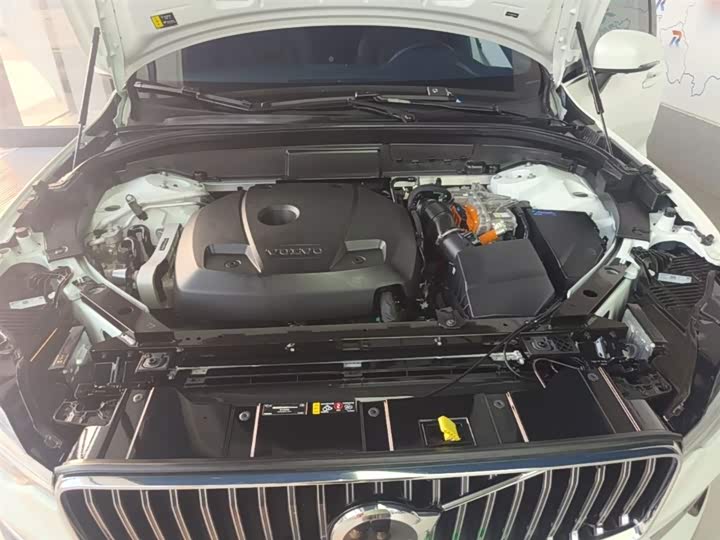 Volvo XC60 Hybrid 2024 T 8 PHEV 4 WD — фото 20