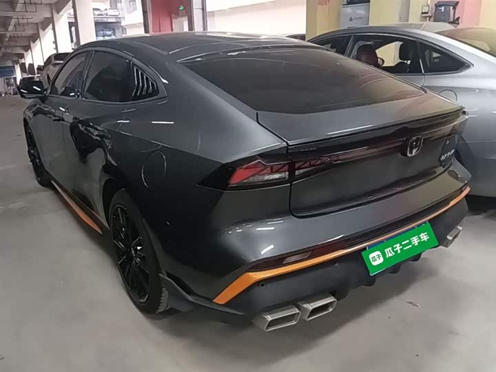 Changan UNI-V 2024 1.5 T Sport — фото 5