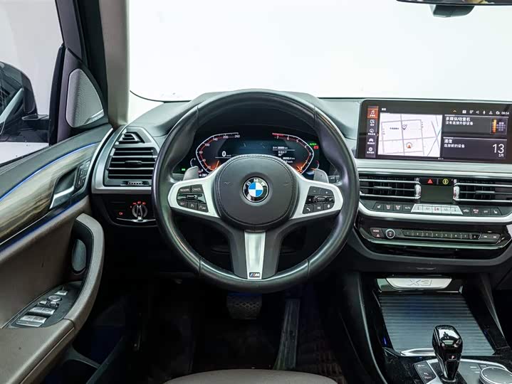 BMW X3 2022 x Drive 30i Leading M — фото 16