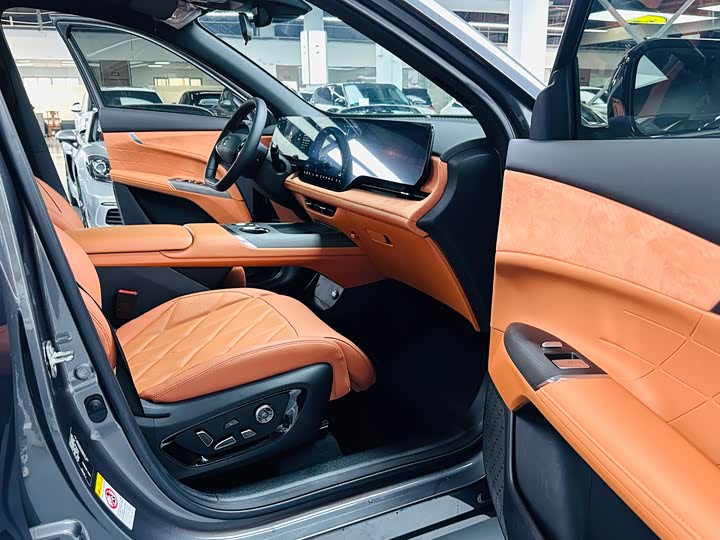 Changan CS75 PLUS 2025 1.5 T — фото 8