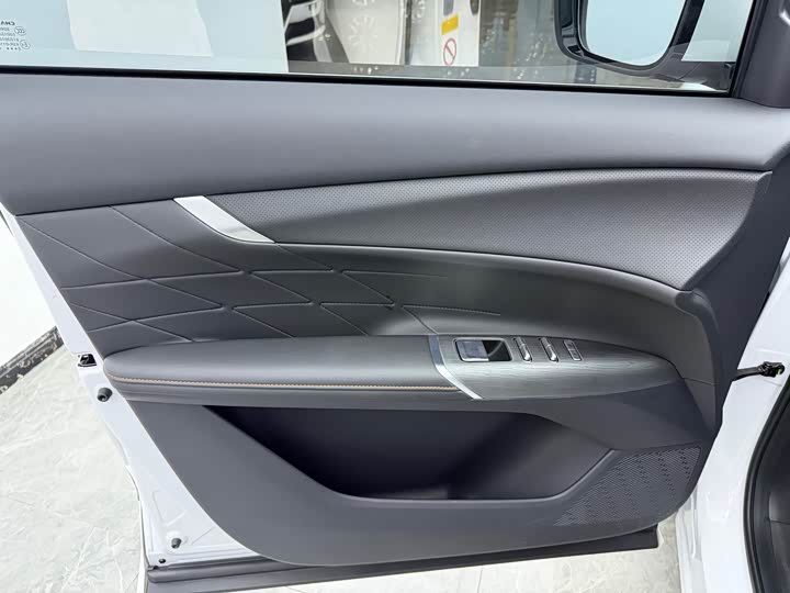 Changan CS75 PLUS 2025 UItra 2.0 T — фото 14
