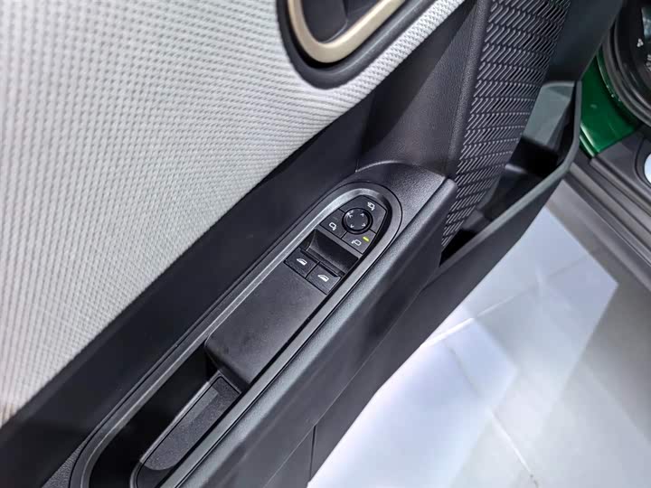 MINI Hatch — фото 17