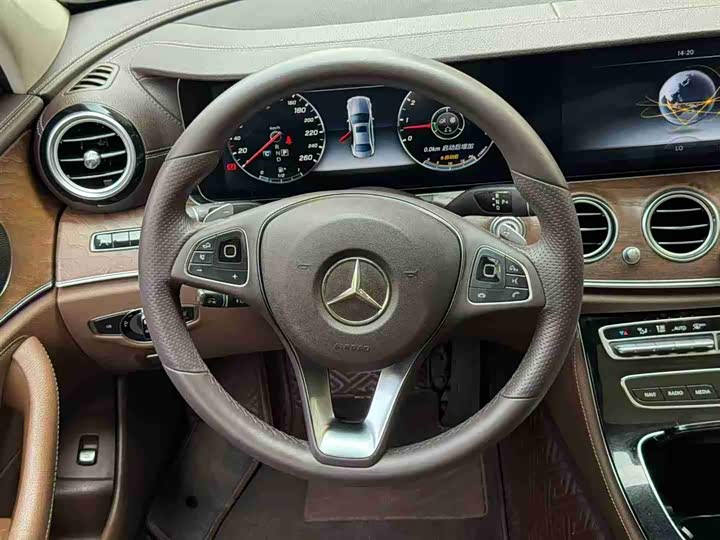 Mercedes-Benz E-Class 2017 E 320 L 4 MATIC — фото 6