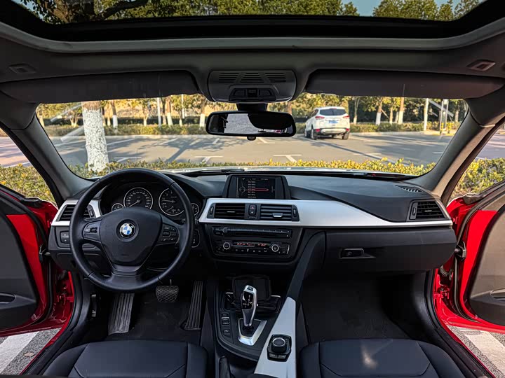 BMW 3-Series 2014 320 Li — фото 6