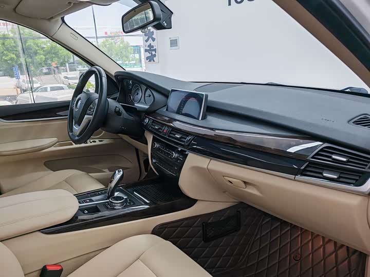 BMW X5 2014 x Drive 35i — фото 13
